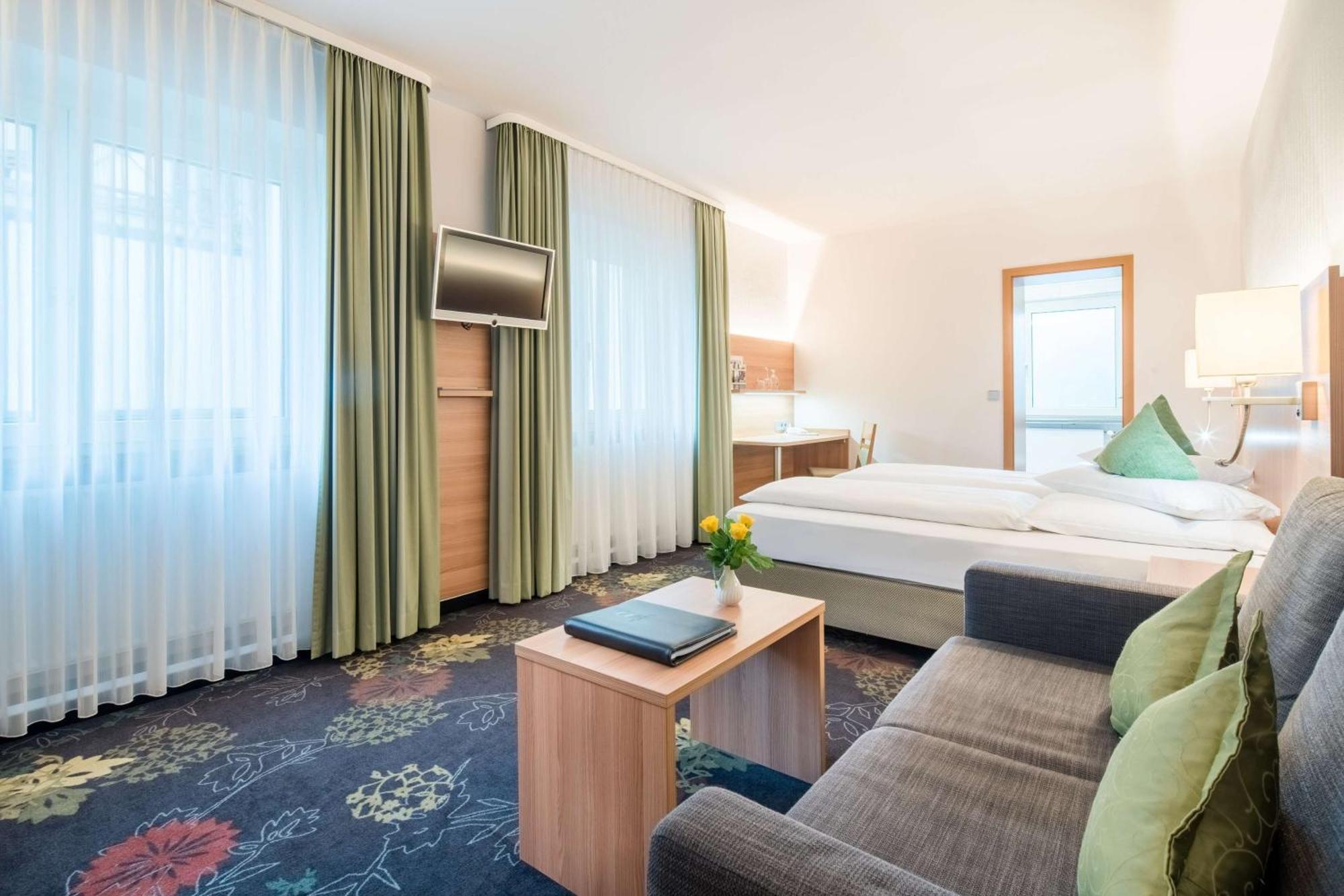 Best Western Blankenburg Hotel Кобург Екстериор снимка