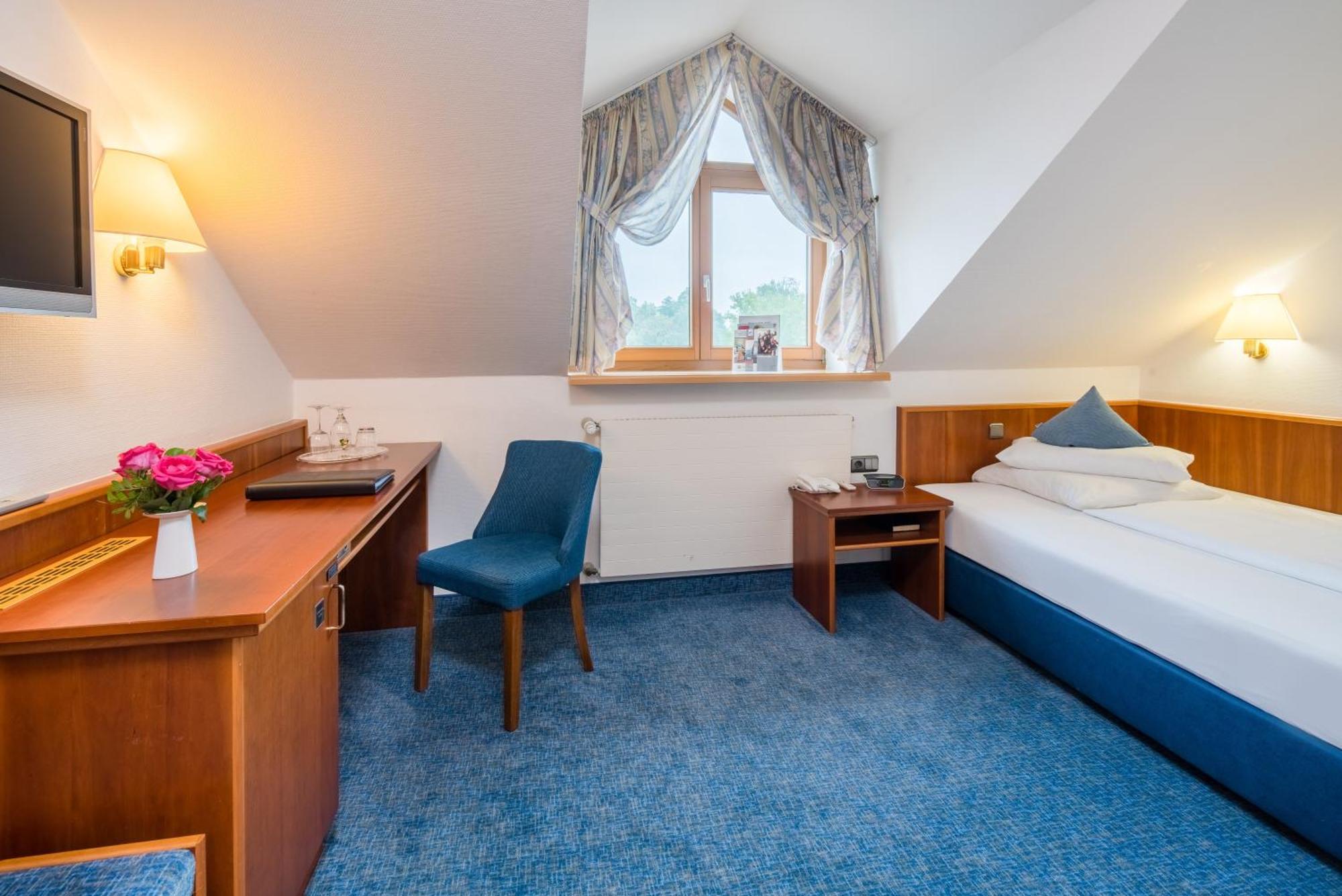 Best Western Blankenburg Hotel Кобург Екстериор снимка